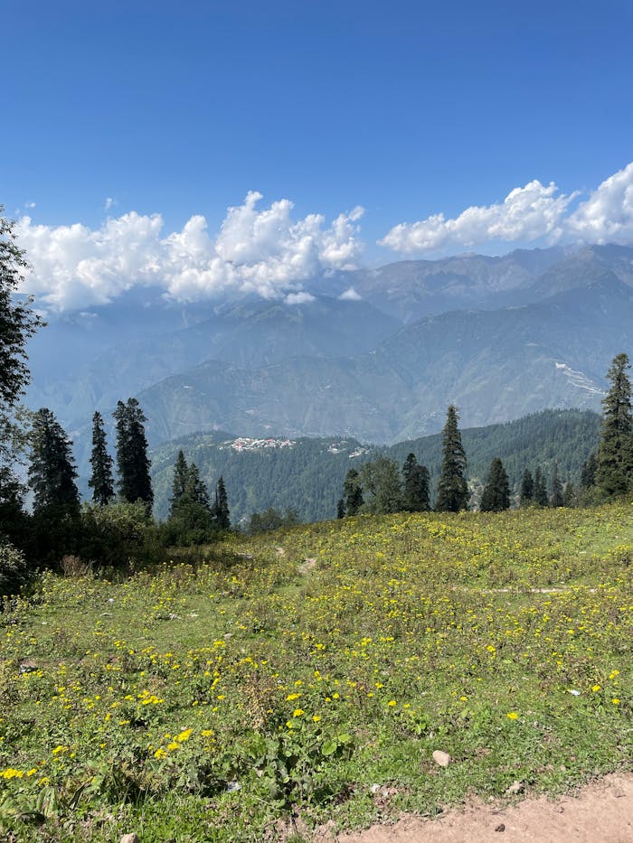 gallery-04 serene-mountain-landscape-in-northern-pakistan-32638915